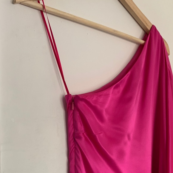 Robert Rodriguez Fuchsia Asymmetrical Silk Dress - Picture 5 of 9